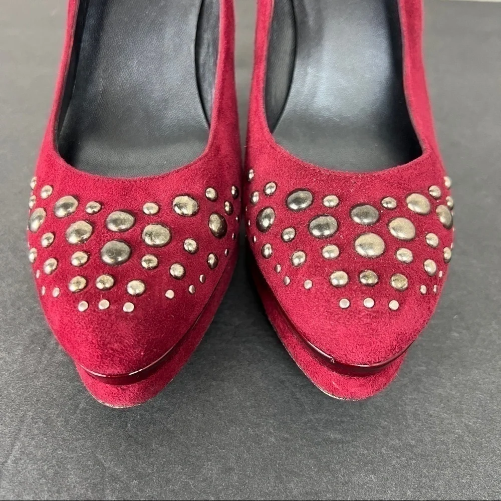 Stuart Weitzman Studded Leather Stiletto Heels